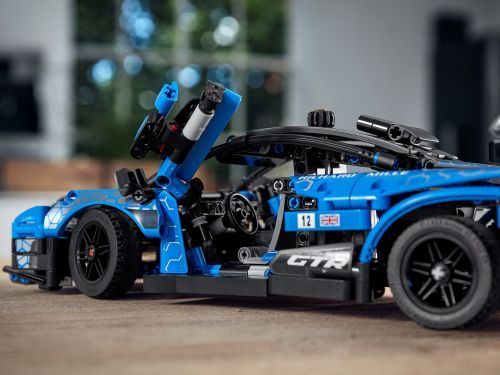Set 42123