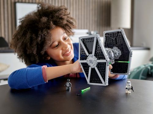 Set 75300