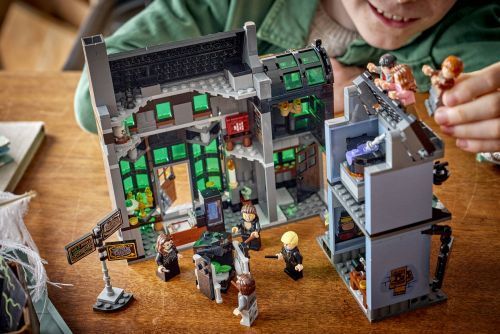 Set 76471