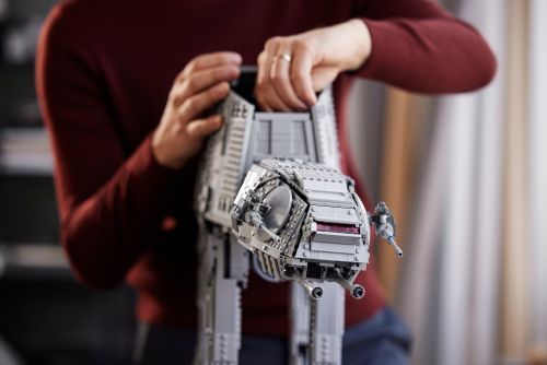 Set 75313