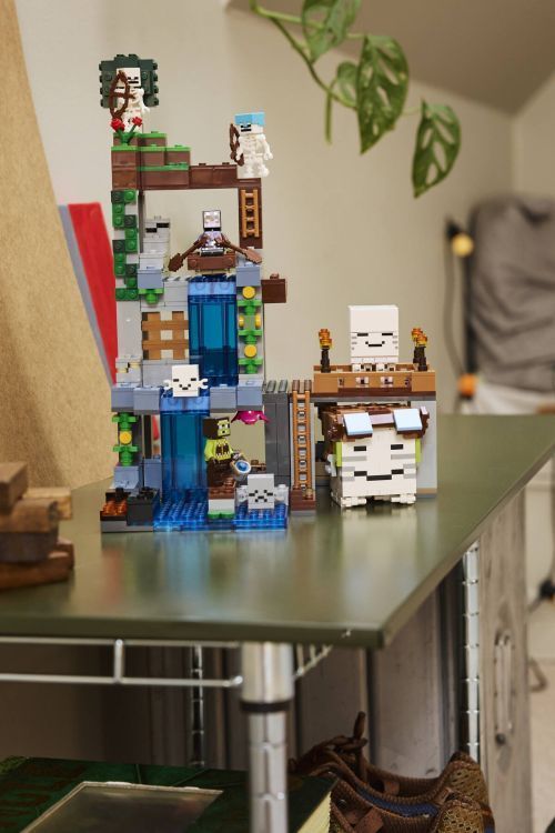 Set 21597