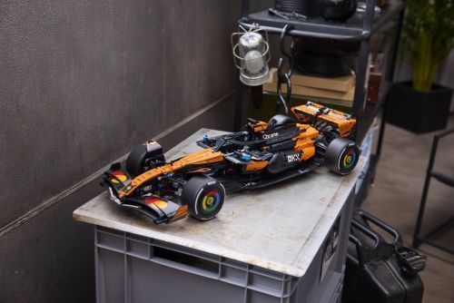 Set 42228