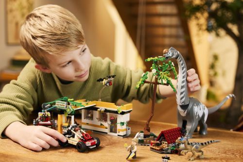 Set 76973