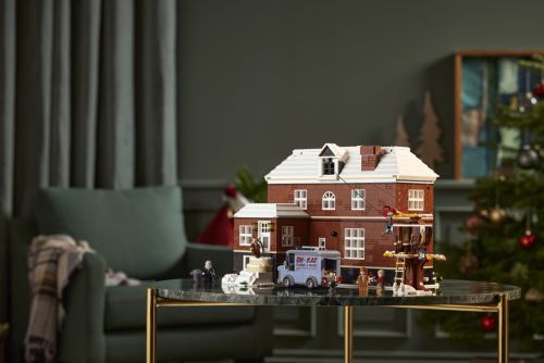 Set 21330