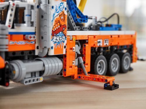 Set 42128
