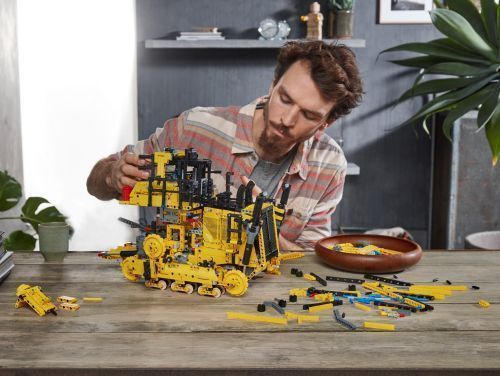 Set 42131