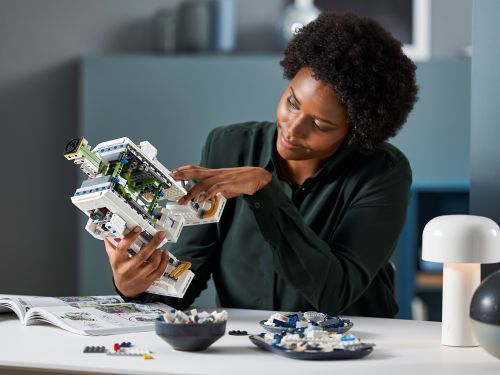Set 75308