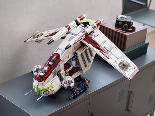 Set 75309