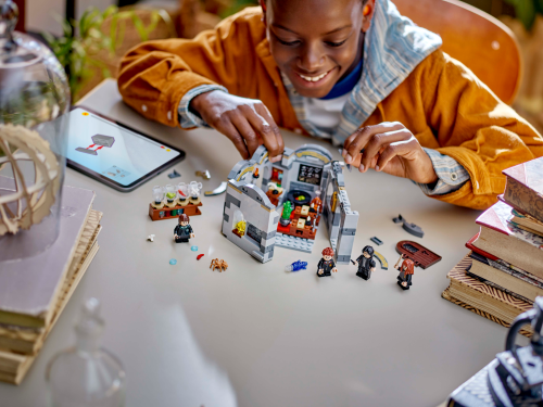 Set 76431