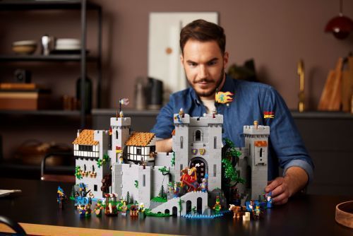 Set 10305