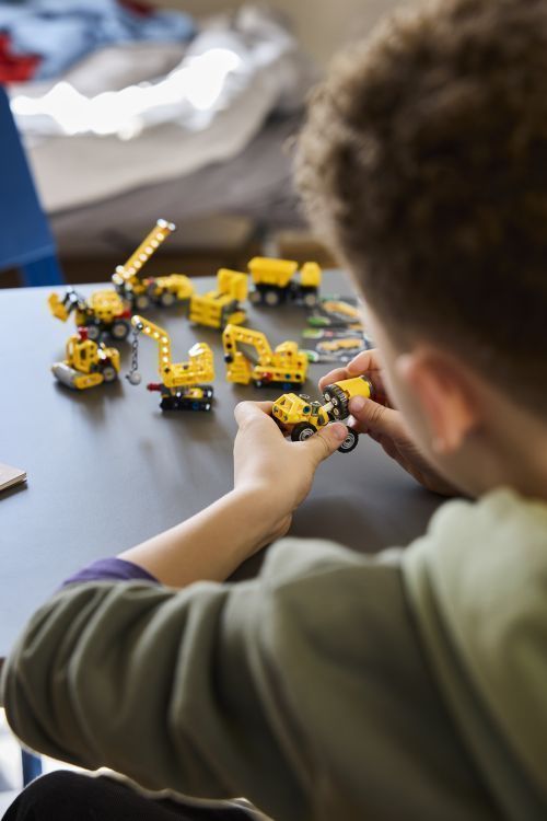 Set 42233