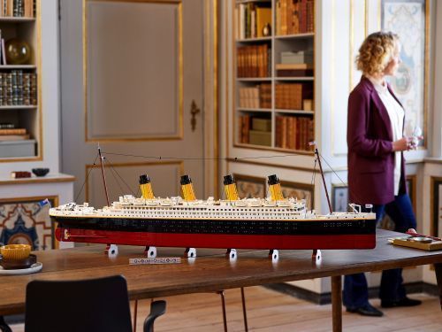 Set 10294