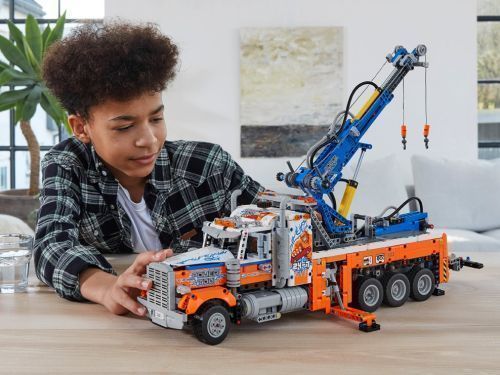 Set 42128